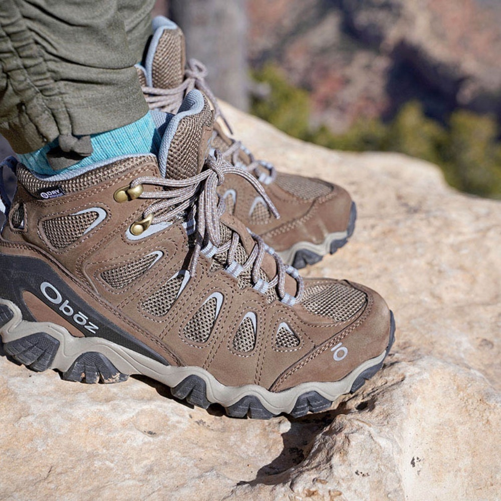Oboz Sawtooth Mid Rise Waterproof Hiking Boots EUC 7.5 Leather